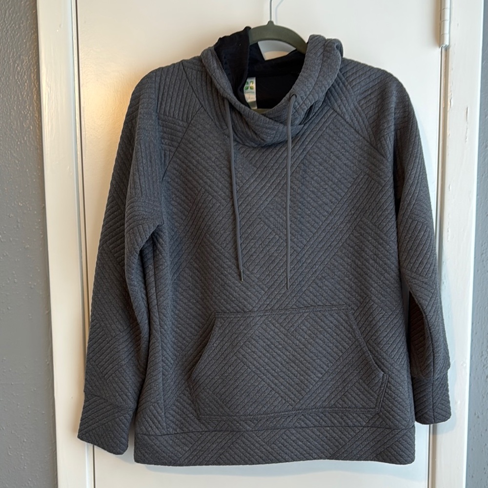 GreenTea Women’s Gray Quilted Hoodie